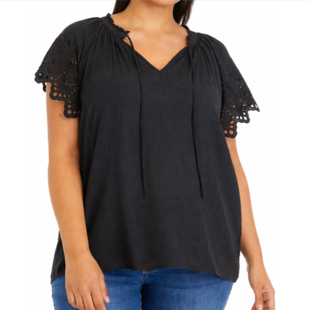 NWT Chelsea & Theodore Size 1X Black Blouse - Picture 1 of 11